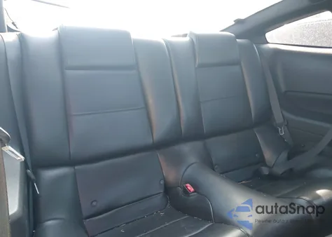 2005 Ford Mustang z USA, uszkodzony, nr VIN 1ZVFT80N155224106